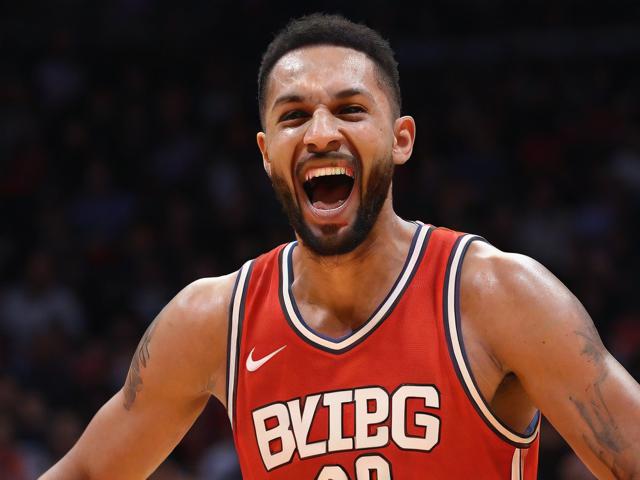 “九游app_ NBA最奇葩的玩笑时刻，球员爆笑全场”，爆笑nba游戏