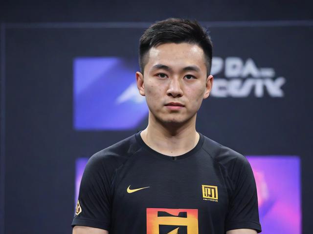 九游官网_ LOL赛事中的观众互动：如何提升观赛体验，英雄联盟观赛礼包怎么领取