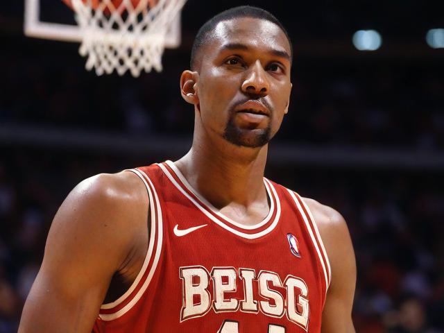 “九游app_ 历史经典：百年NBA的最震撼瞬间”，nba2009游戏